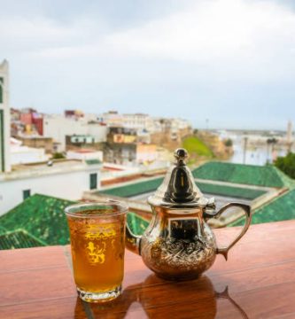 Tánger Una ciudad portuaria con mezcla de culturas, entre África y Europa.